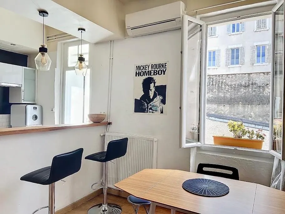 Appartement Cours Julien - Central & Climatisation - Les Freres De La Loc' Marseille 0*,